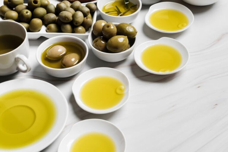¿Qué nutrientes tiene el aceite de oliva?